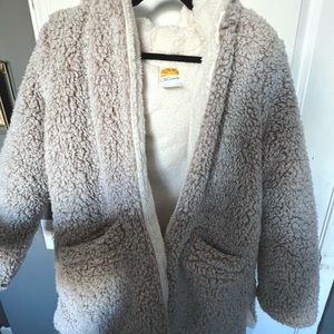 Women’s hooded teddy jacket!